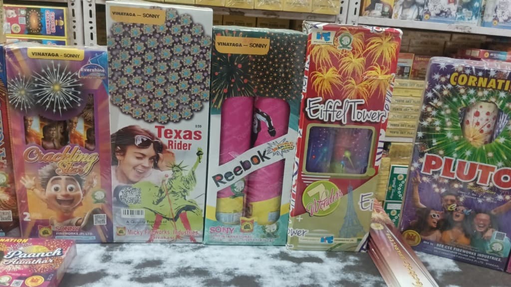 62 Patakha Shop Photos – Diwali & Wedding Sparklers Gift Boxes Jaipur